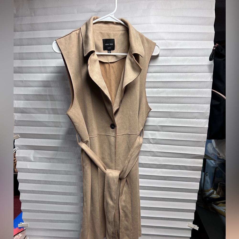 Love Tree Faux Suede Vest Size Medium Light Brown Belted Sleeveless